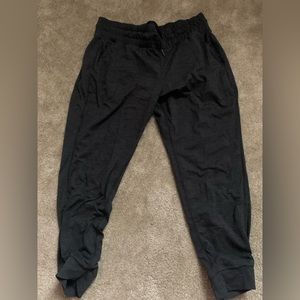 Women’s stretch joggers